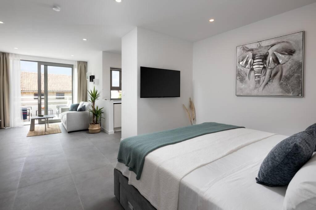 Holiday In Bol **** Green Apartment Exterior foto